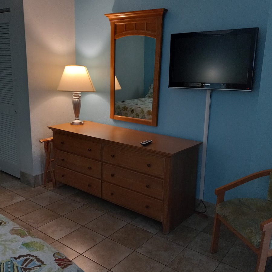 Furnished Finder property 437937_1 photo 3