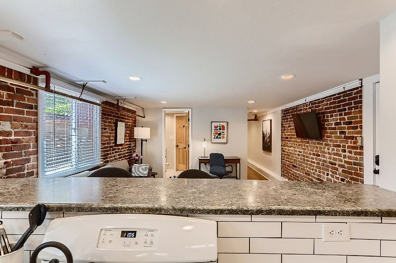 Furnished Finder property 437948_1 photo 15