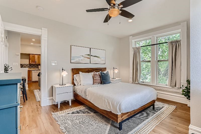 Furnished Finder property 437948_10 photo 10