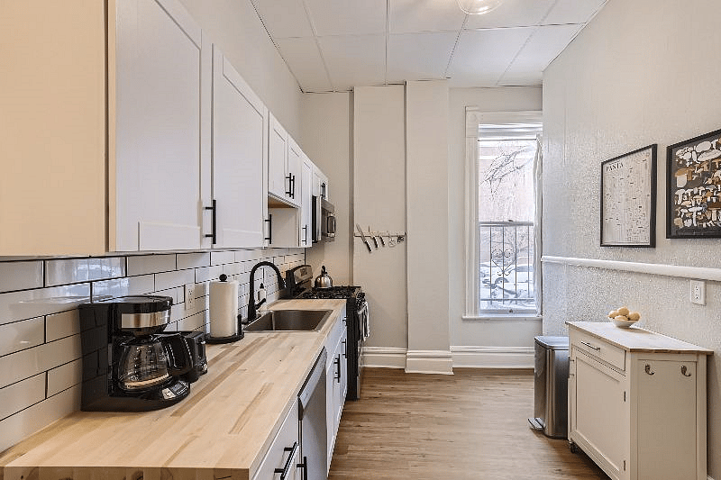 Furnished Finder property 437948_11 photo 14