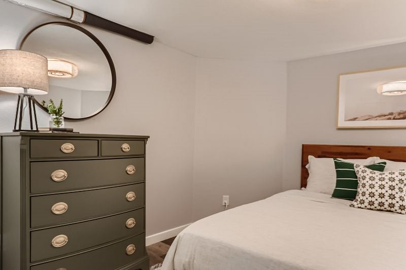 Furnished Finder property 437948_5 photo 24