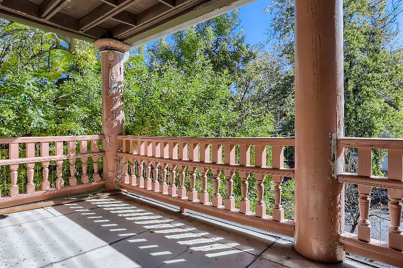 Furnished Finder property 437948_6 photo 29