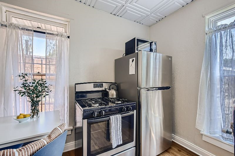 Furnished Finder property 437948_7 photo 12