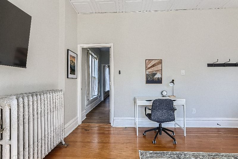 Furnished Finder property 437948_9 photo 11