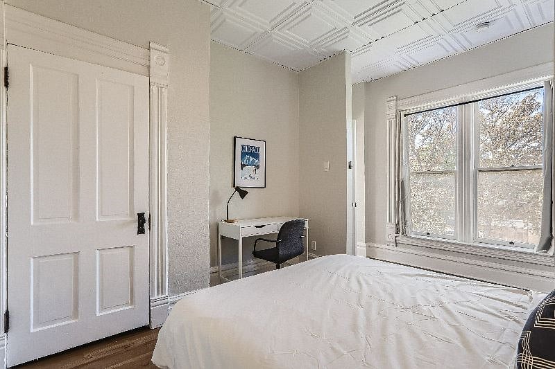 Furnished Finder property 437948_9 photo 22