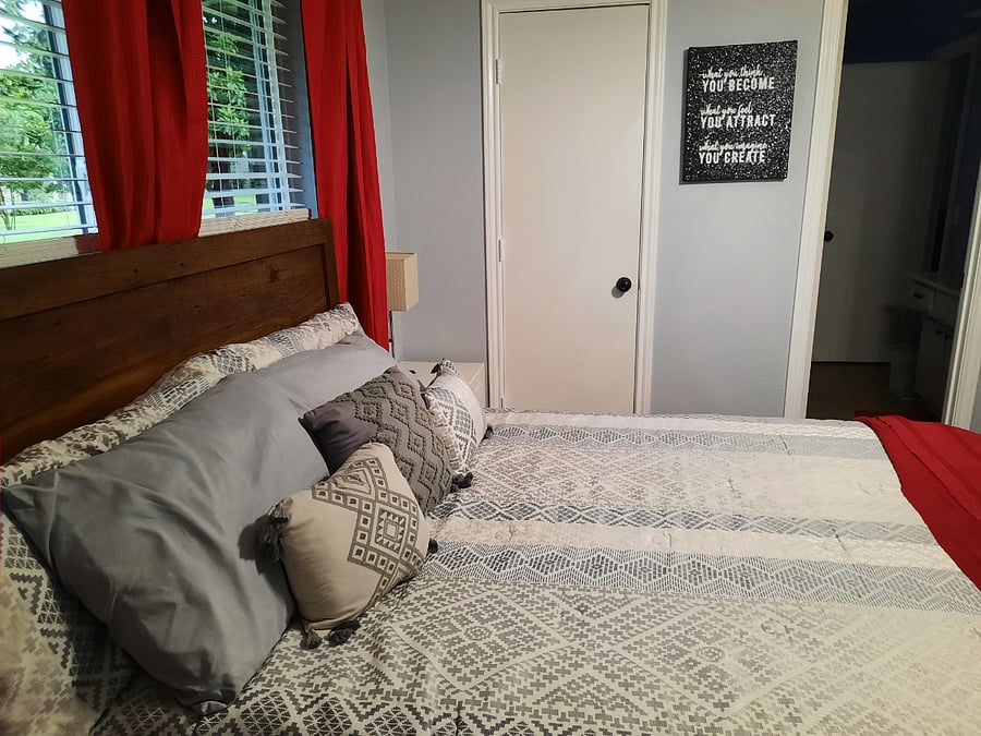 Furnished Finder property 437956_1 photo 10