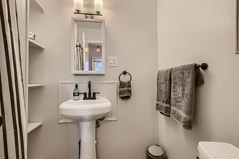 Furnished Finder property 437963_2 photo 23