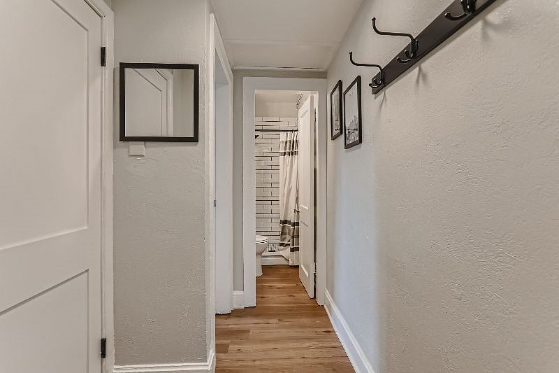 Furnished Finder property 437963_3 photo 23