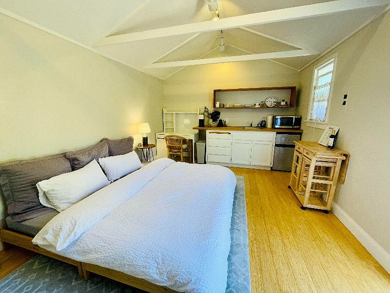 Furnished Finder property 437969_1 photo 3