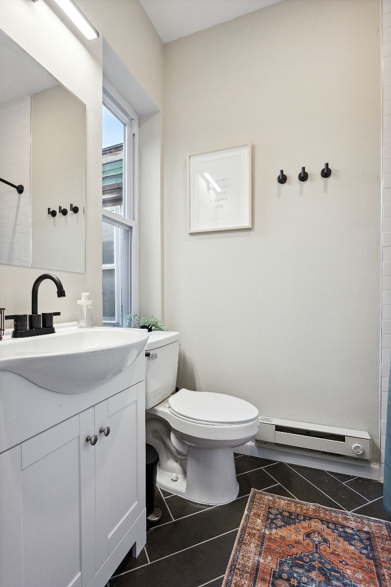 Furnished Finder property 438030_3 photo 4