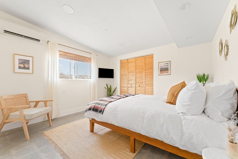 Furnished Finder property 438064_1 photo 24