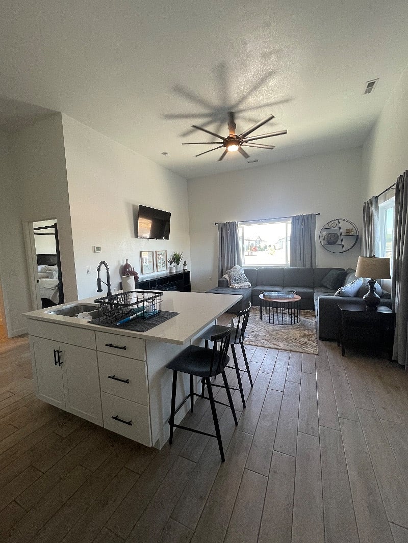 Furnished Finder property 438078_1 photo 25