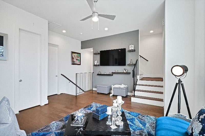 Furnished Finder property 438103_1 photo 28