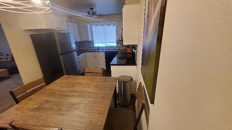 Furnished Finder property 438105_1 photo 5