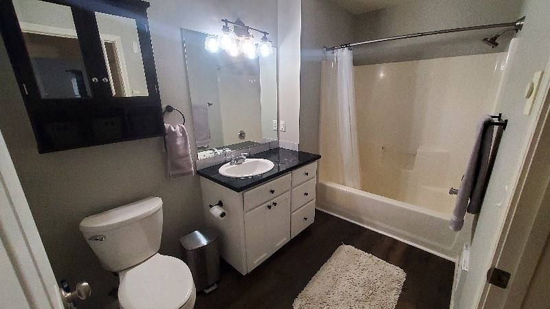Furnished Finder property 438105_1 photo 8