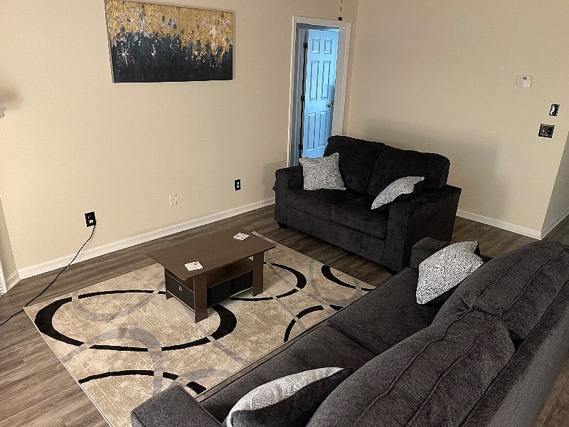 Furnished Finder property 438109_1 photo 15