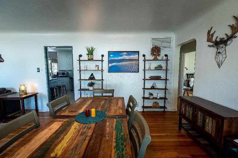 Furnished Finder property 438110_1 photo 8