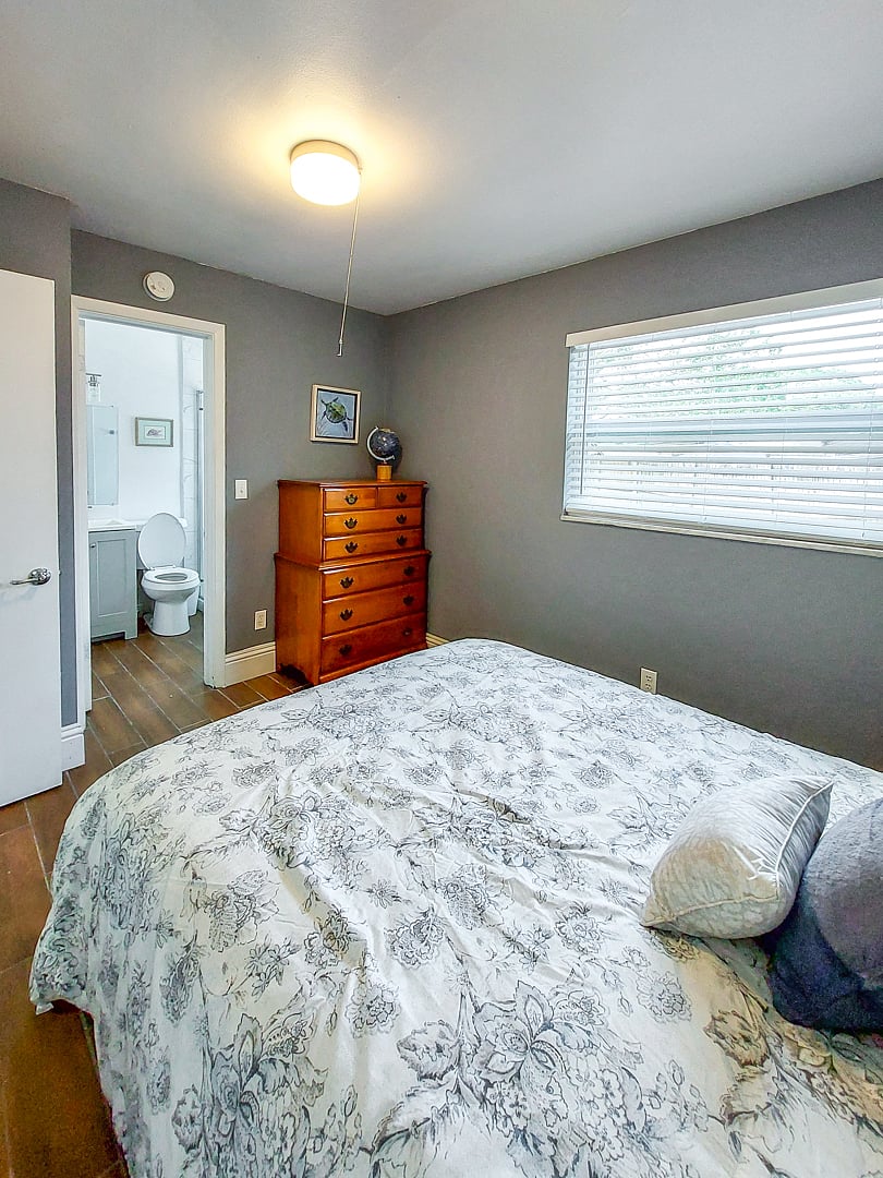 Furnished Finder property 438116_3 photo 5