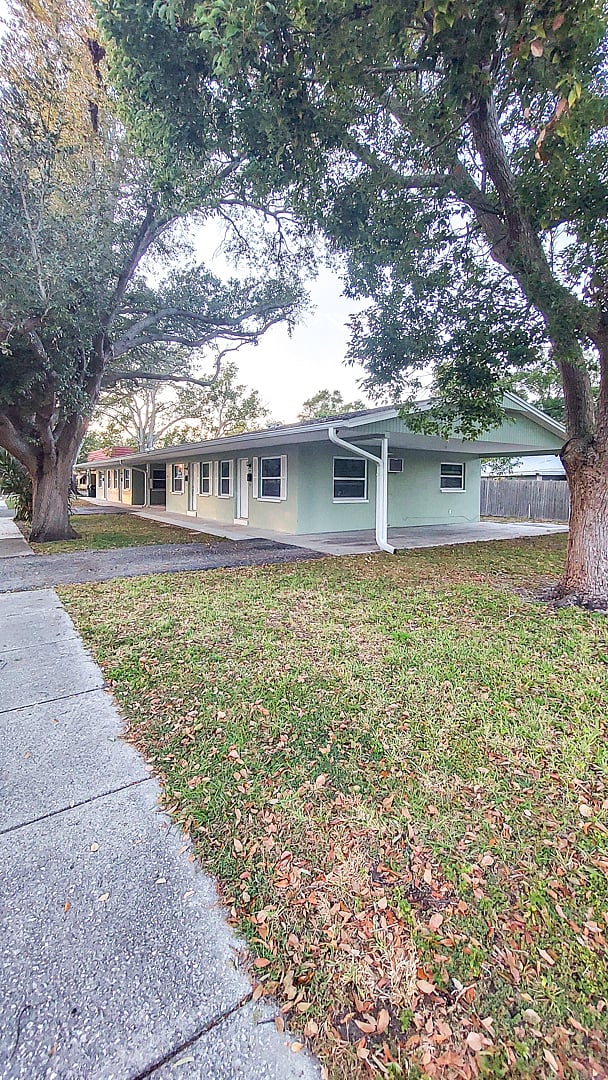 Furnished Finder property 438116_3 photo 13