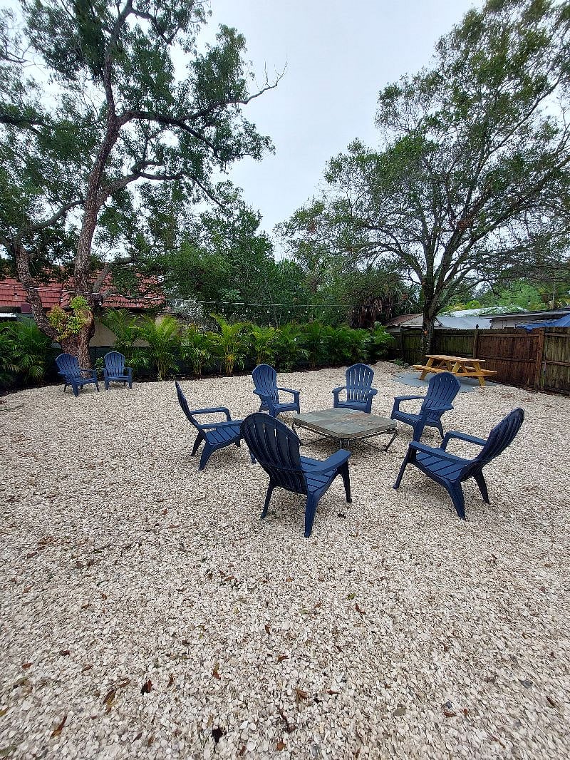 Furnished Finder property 438116_4 photo 15
