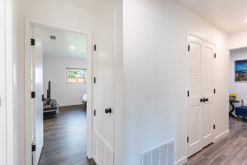 Furnished Finder property 438133_2 photo 5
