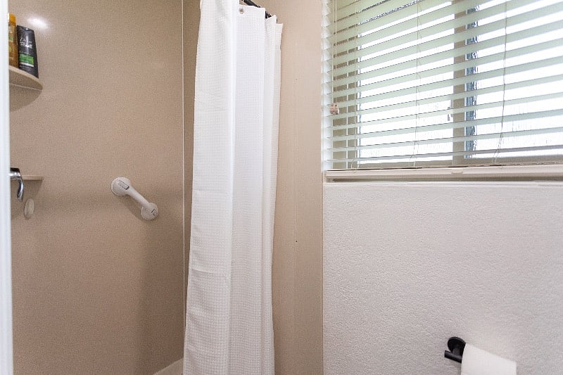 Furnished Finder property 438133_2 photo 9