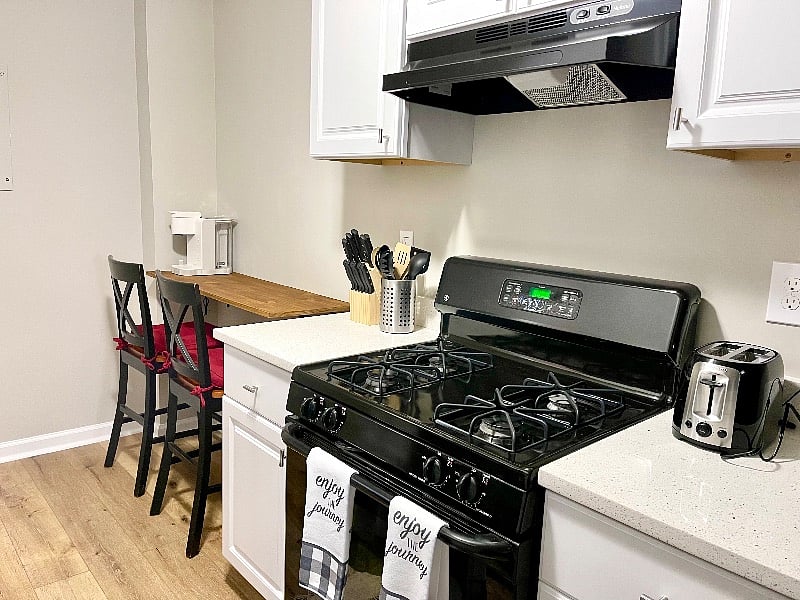 Furnished Finder property 438137_1 photo 6