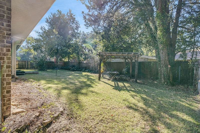 Furnished Finder property 438142_1 photo 9