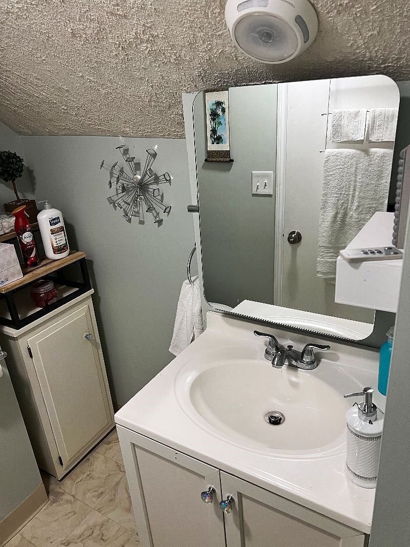 Furnished Finder property 438152_1 photo 17