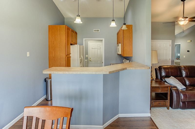 Furnished Finder property 438159_1 photo 6
