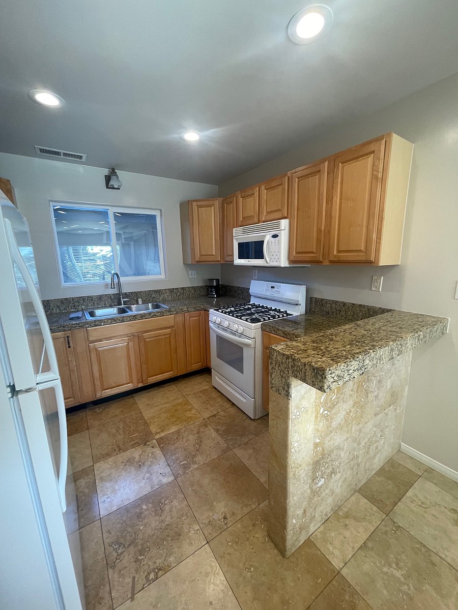 Furnished Finder property 438161_2 photo 10