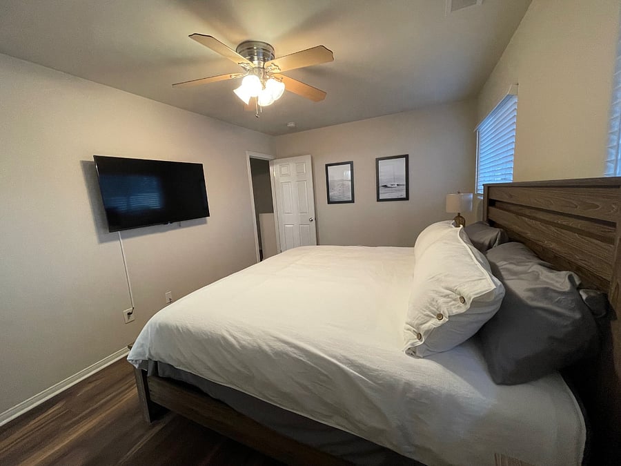 Furnished Finder property 438161_2 photo 11