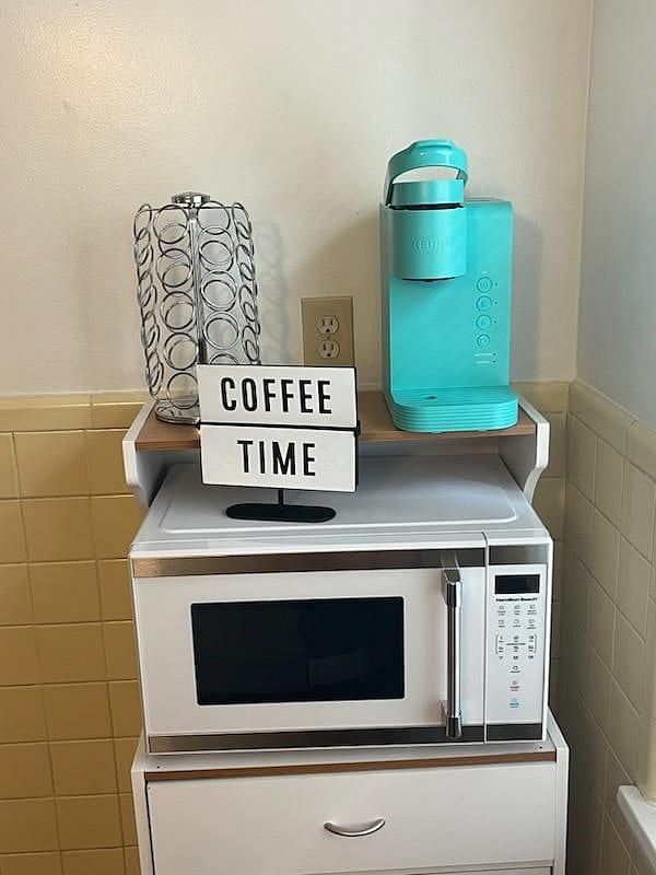 Keurig for making Coffee and Tea