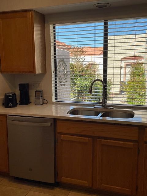 Furnished Finder property 438225_1 photo 11