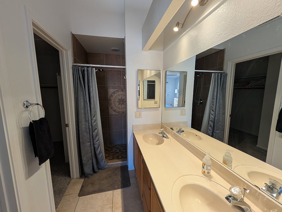 Furnished Finder property 438225_1 photo 15