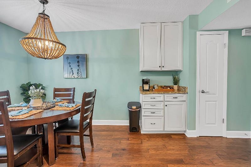 Furnished Finder property 438231_1 photo 9
