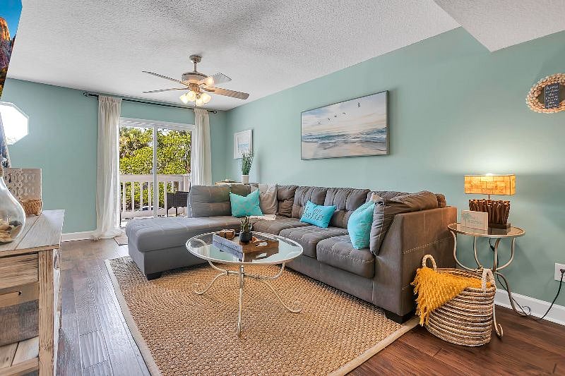 Furnished Finder property 438231_1 photo 3