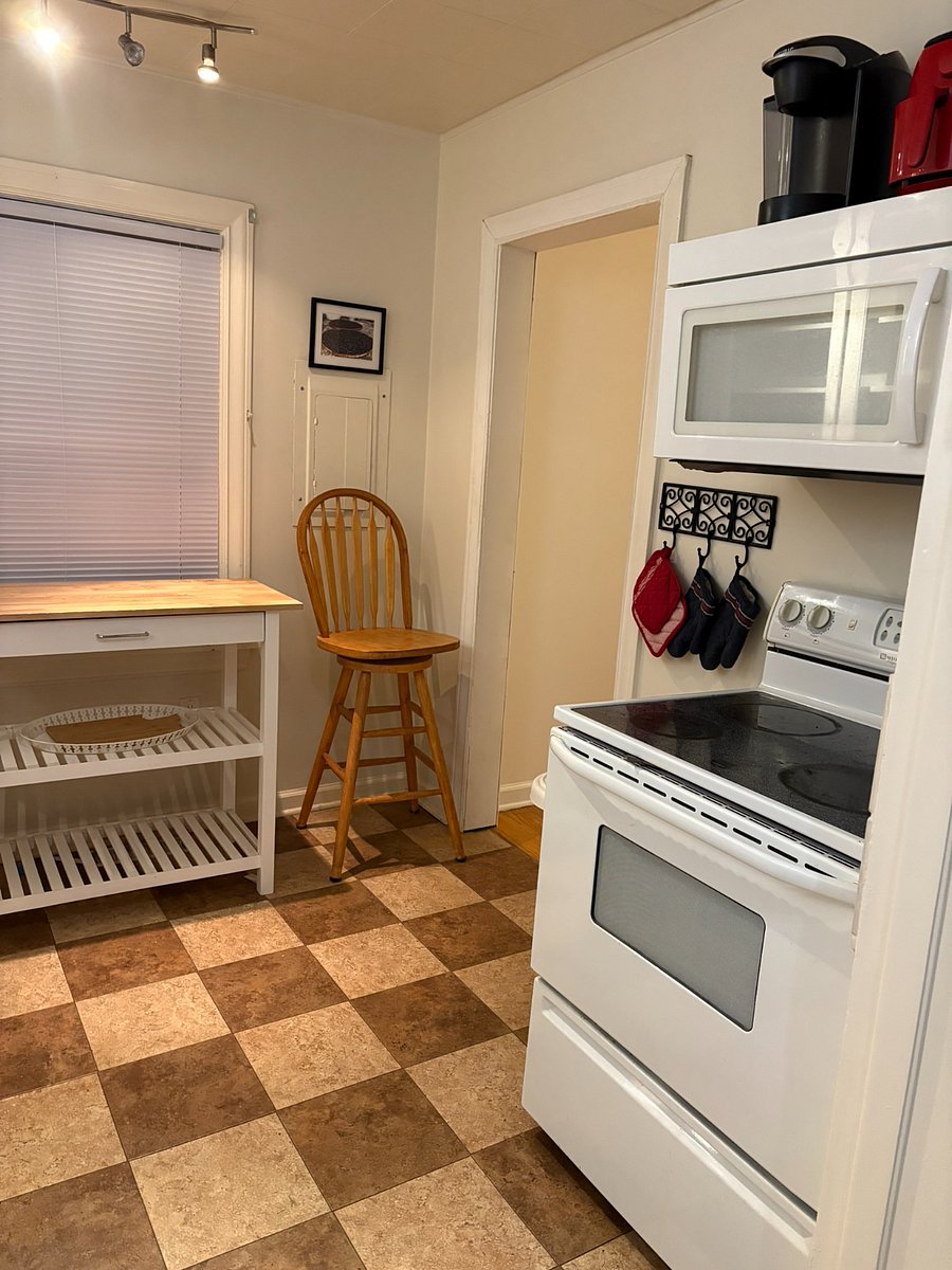 Furnished Finder property 438243_1 photo 5