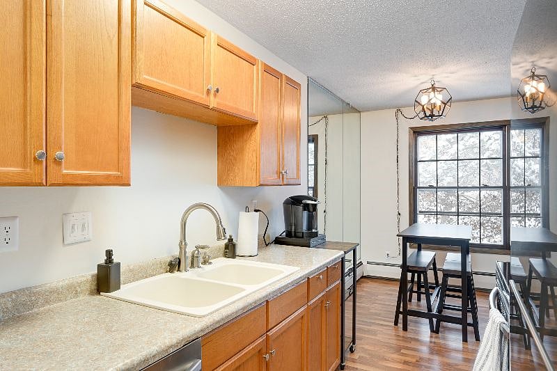 Furnished Finder property 438256_1 photo 18