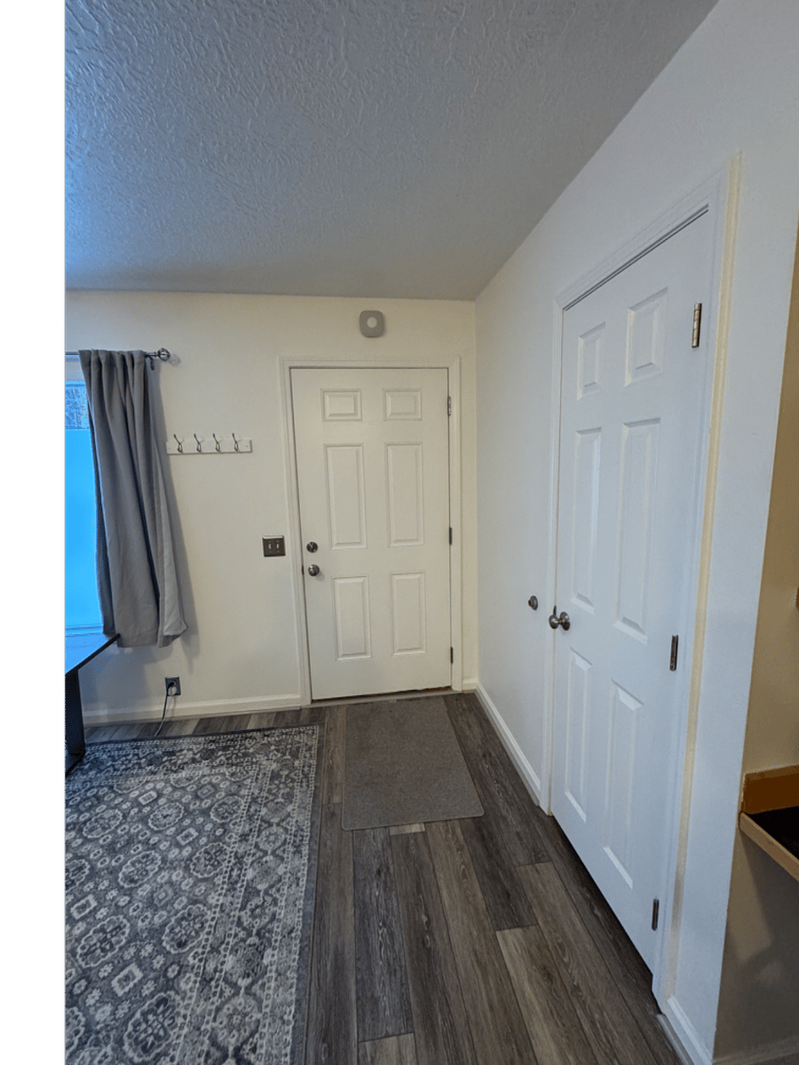 Furnished Finder property 438277_1 photo 3
