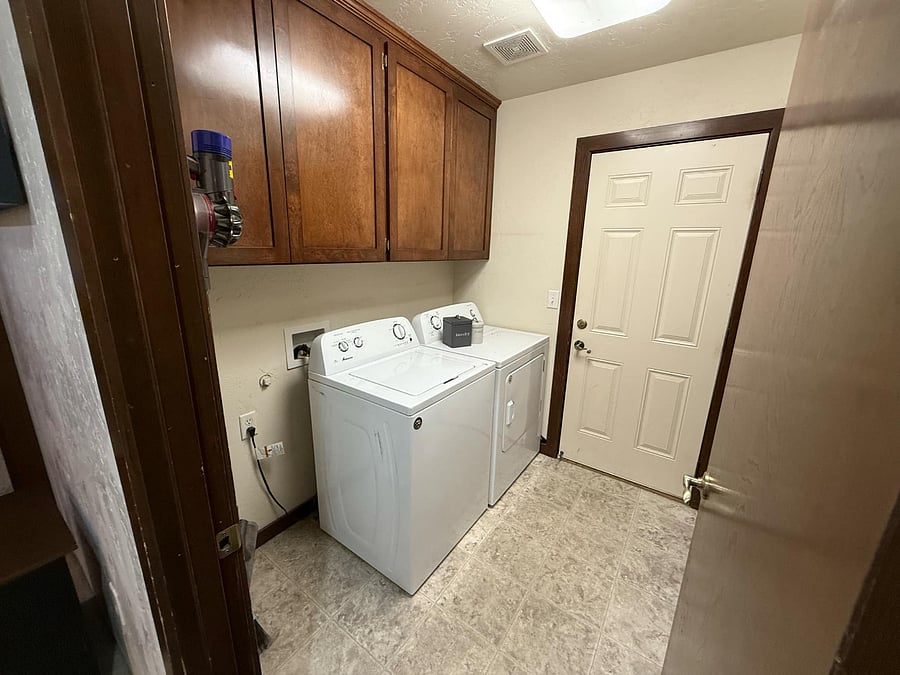Furnished Finder property 438278_1 photo 24