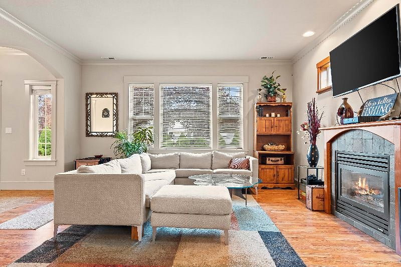 Furnished Finder property 438421_1 photo 7