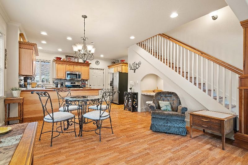 Furnished Finder property 438421_1 photo 10