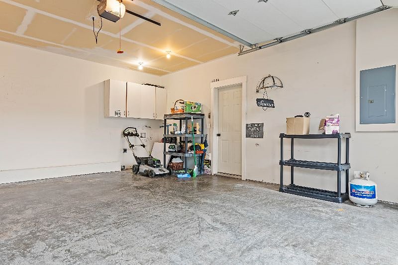 Furnished Finder property 438421_1 photo 25