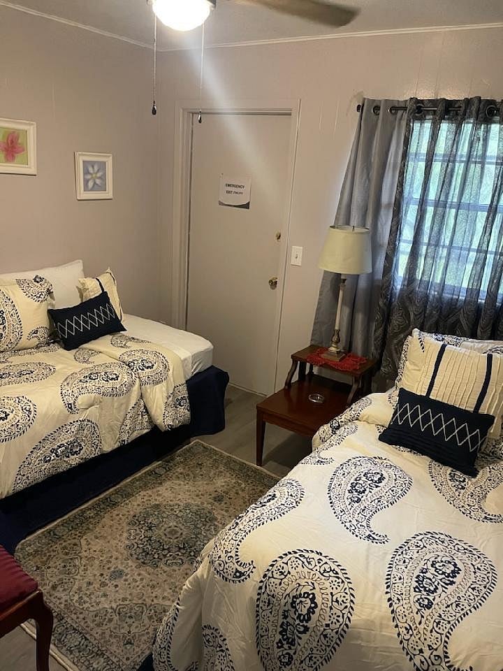 Furnished Finder property 438427_1 photo 5
