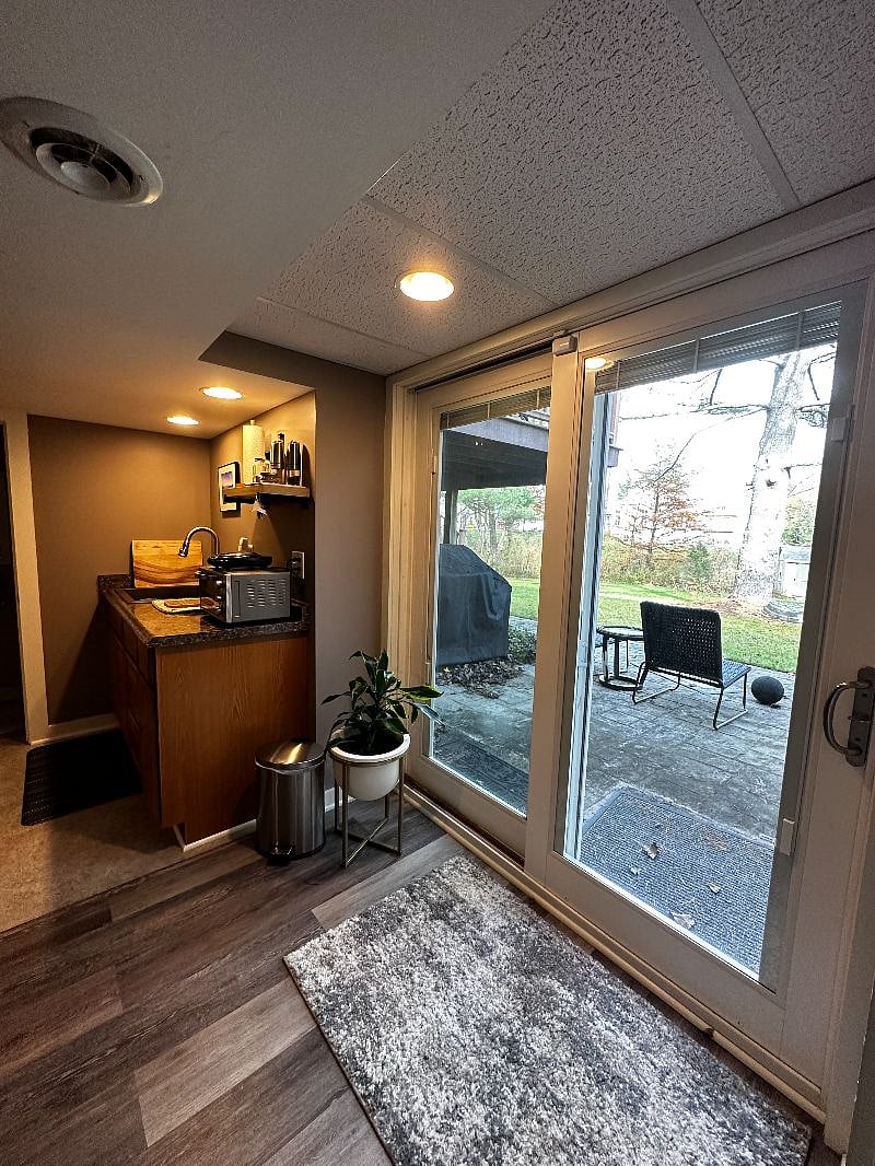 Furnished Finder property 438429_1 photo 13