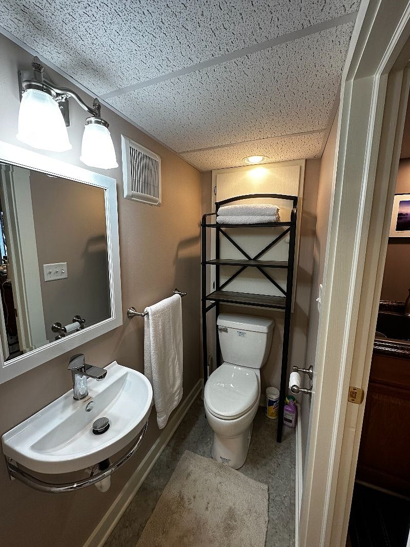 Furnished Finder property 438429_1 photo 17