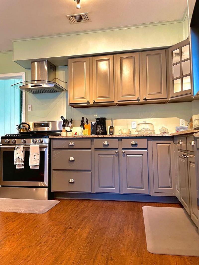 Furnished Finder property 438434_1 photo 7
