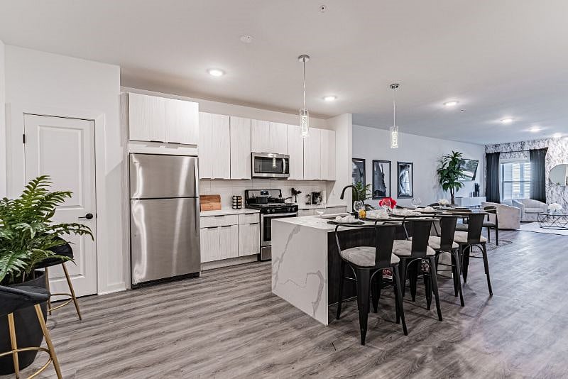 Furnished Finder property 438467_1 photo 7