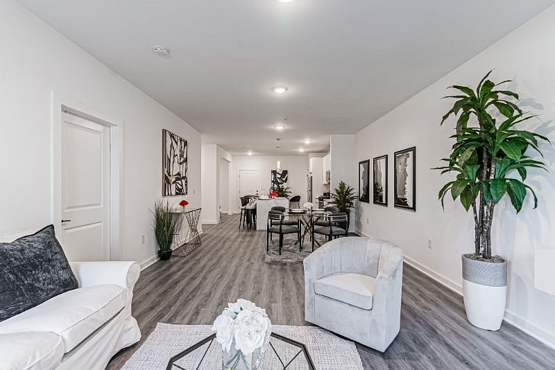 Furnished Finder property 438467_1 photo 13